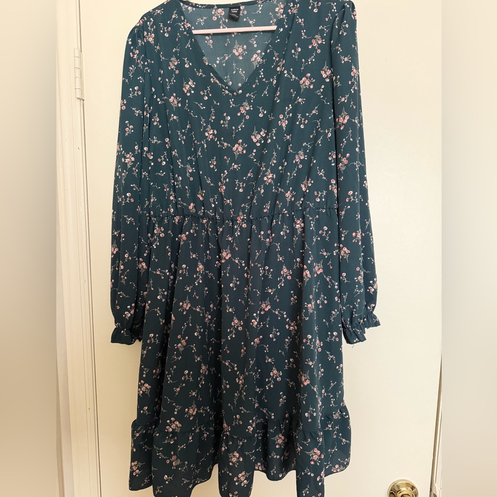 Floral Dark Green Short Dress